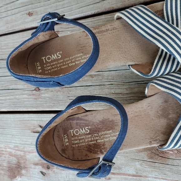 Toms Women University Wedge Open Toe Sandals Ankle Strap shoes sz 8.5 - Picture 9 of 9